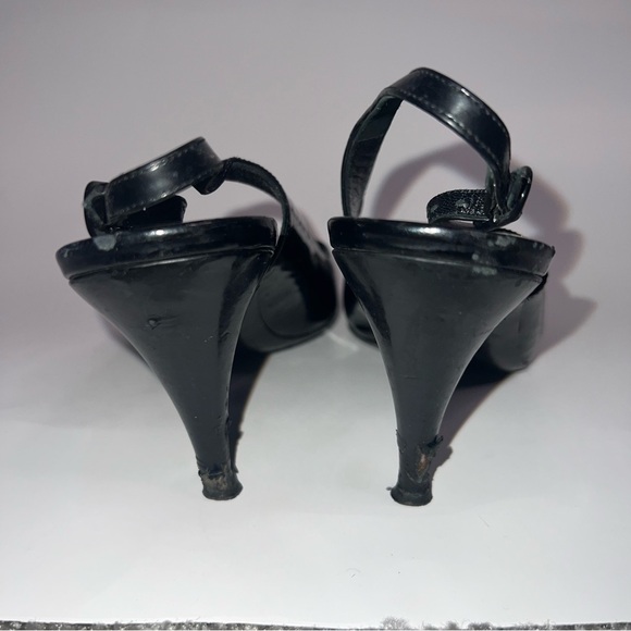 Chanel Pointed Toe Slingback Heels *Flawed - Picture 5 of 10